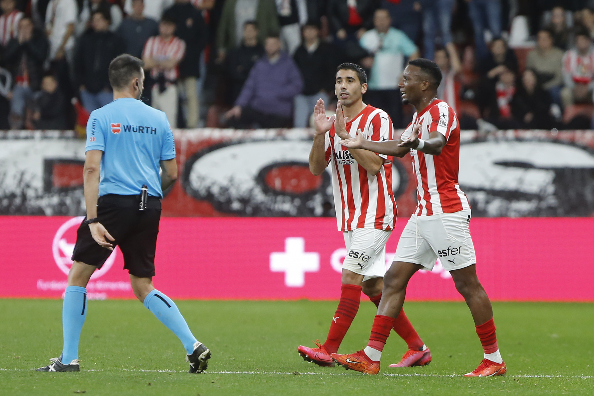 alerta-en-el-lateral-derecho-del-sporting-para-el-derbi-asturiano